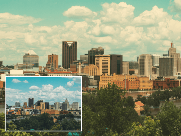 Make a photo of a city view look vintage